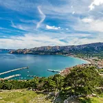 In Mit Eigenem Balkon By Interhome Apartament Baška