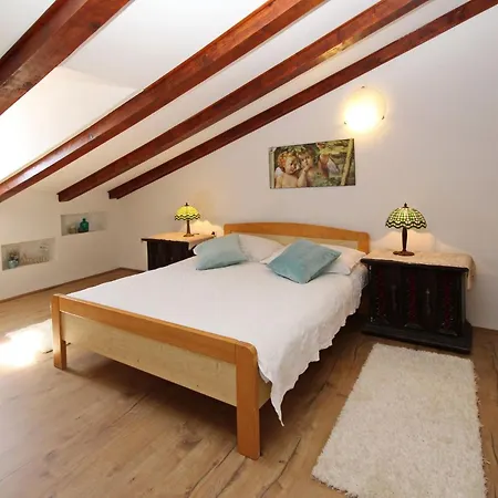 In Mit Eigenem Balkon By Interhome Apartament Baška