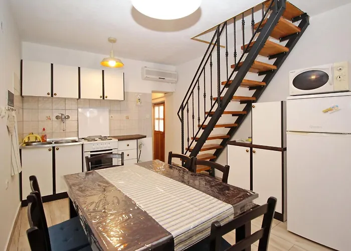 شقة In Mit Eigenem Balkon By Interhome باشْكا