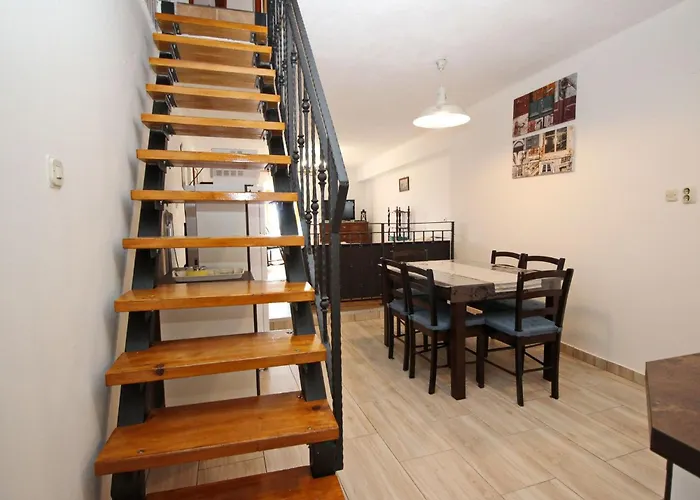 In Mit Eigenem Balkon By Interhome شقة *